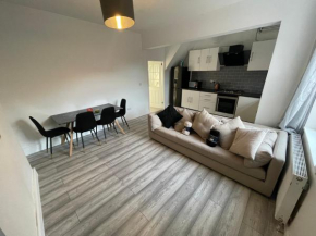 Spacious 4-Bedroom House in Manchester